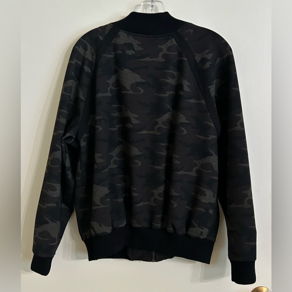 Liverpool Camouflage Bomber Jacket - Picture 5 of 13